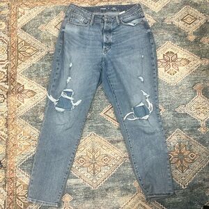 Curvy (fake ripped) jeans